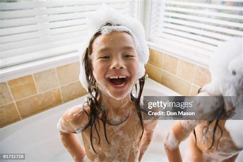 Is it okay for a 14 year old girl to take showers with her father ...